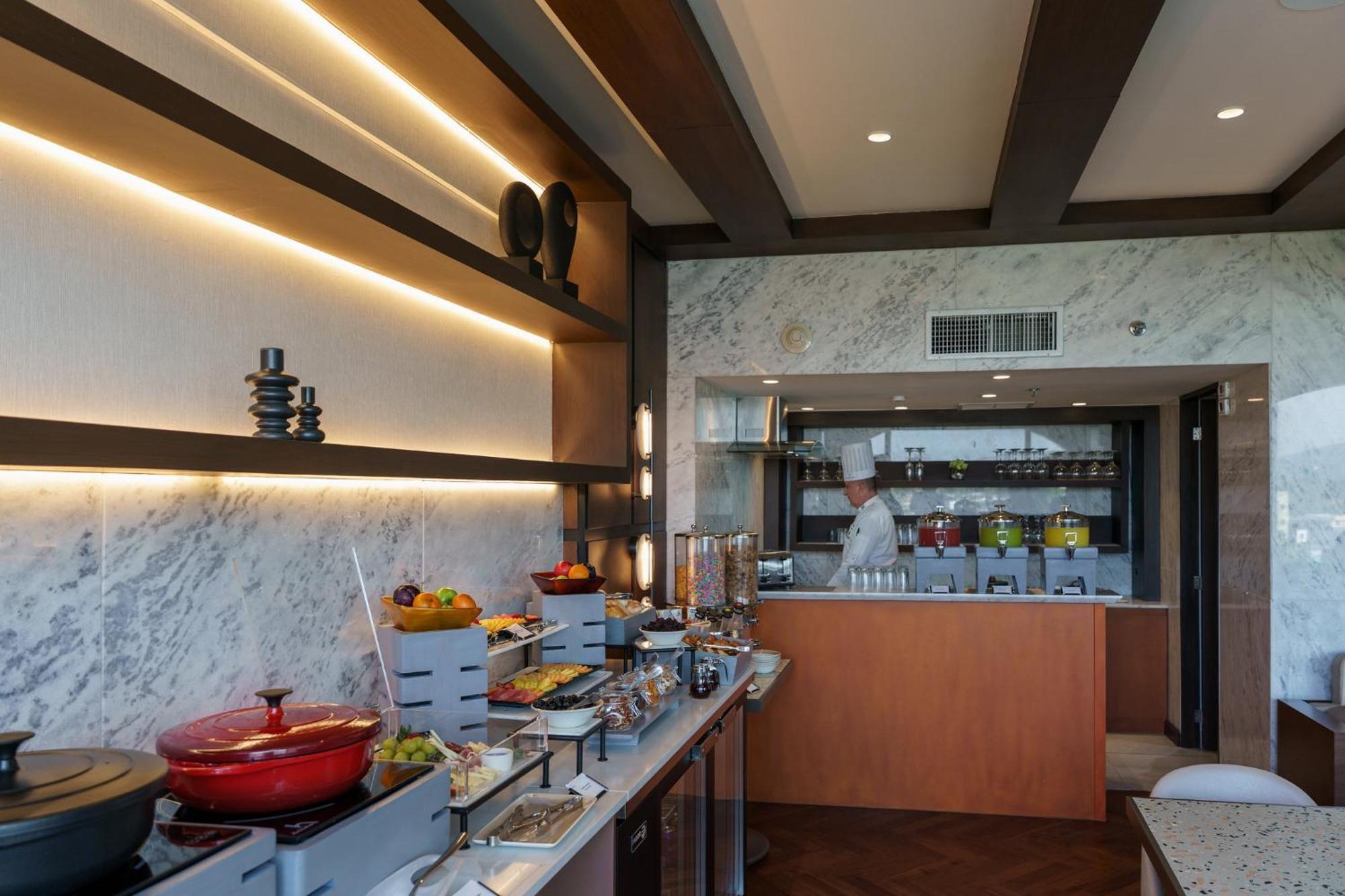 Hotel Real Intercontinental San Salvador By Ihg Exterior foto