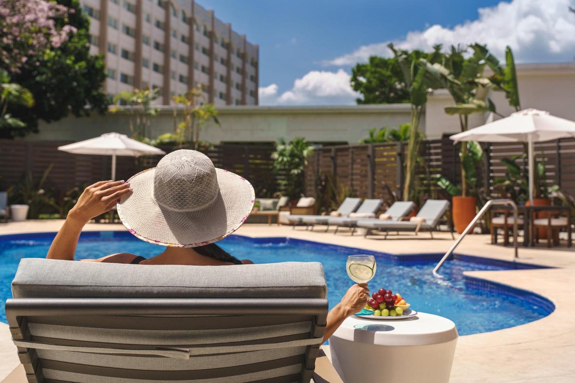 Hotel Real Intercontinental San Salvador By Ihg Exterior foto